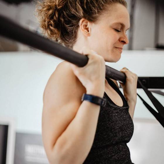 Stephanie Thompson Trainer Pullup